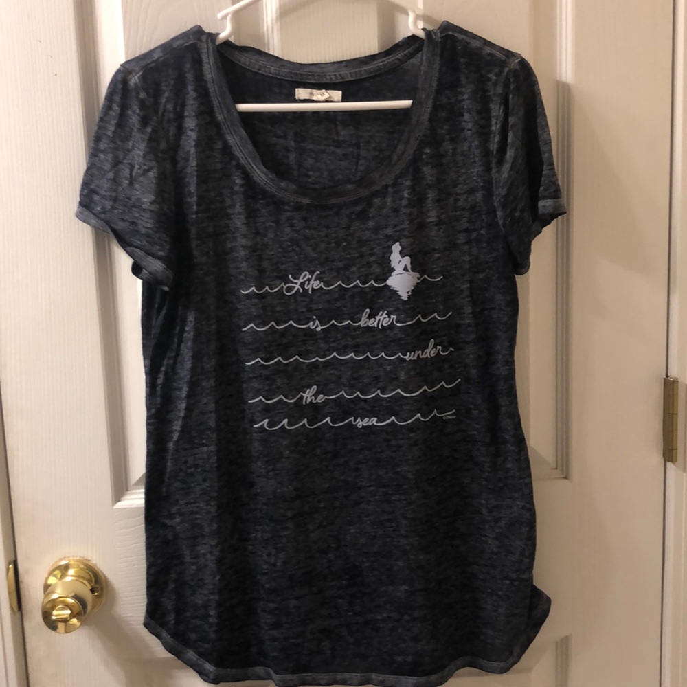 🌼Disney Little Mermaid Tee